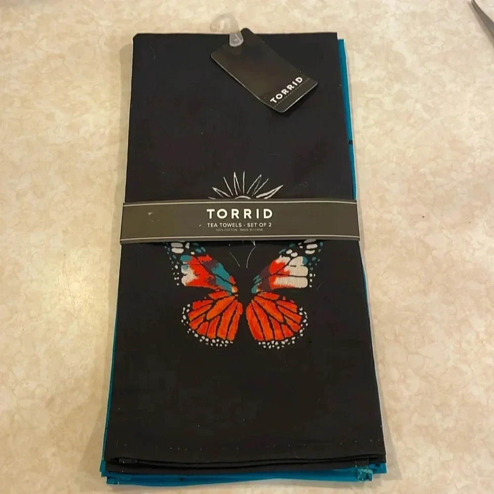 Torrid, Butterfly Tea Towel Set of 2, NWT
